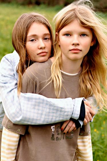 Zara {名称} - {颜色}