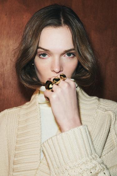 Zara {名称} - {颜色} - 0 图片