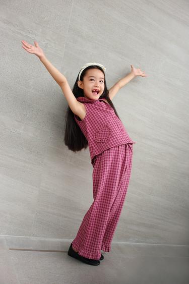 Zara {名称} - {颜色}