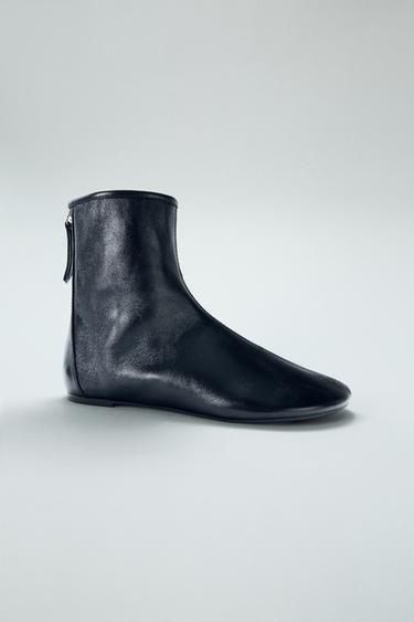 FLAT LEATHER ANKLE BOOTS - Black by Zara