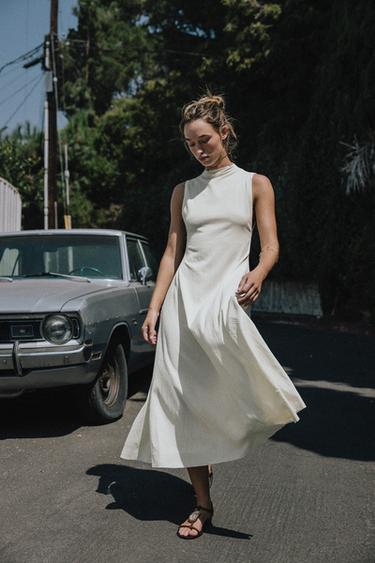 Zara {名称} - {颜色}