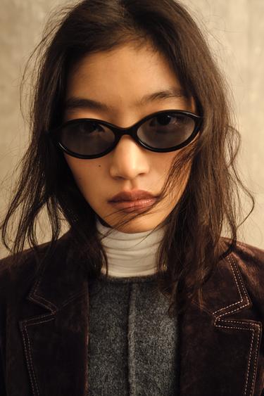 Zara {名称} - {颜色}