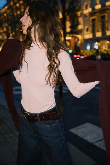HIGH NECK T-SHIRT - Dusty pink by Zara