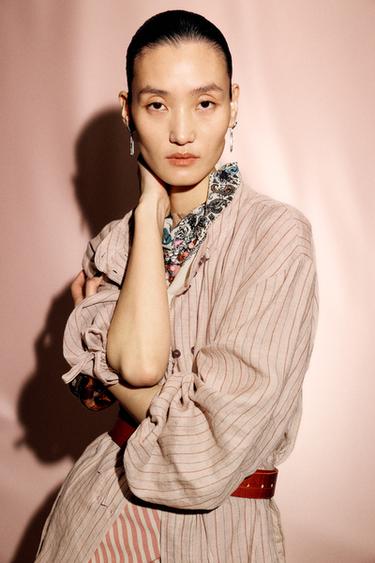 Zara {名称} - {颜色}