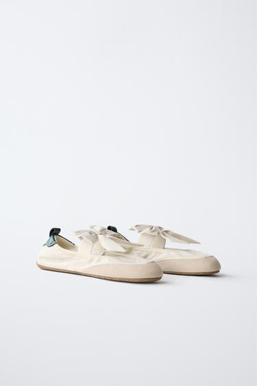 SPORTY BALLERINA SHOES WITH BOW - White by Zara