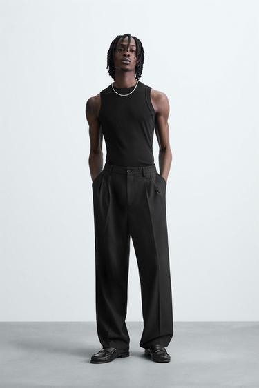 FLOWING WIDE-LEG PLEATED TROUSERS - Black by Zara