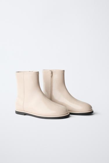 ECRU PATENT-FINISH ANKLE BOOTS - Ecru White by Zara