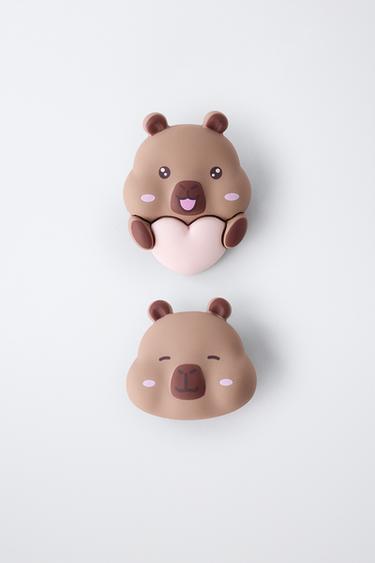 PACK OF TWO CAPYBARA CAPYFUN © HAIR CLIPS - Brown by Zara
