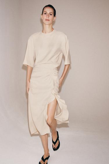 Zara {名称} - {颜色}