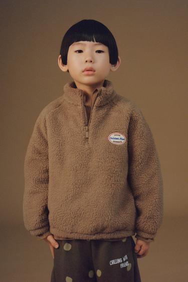 FAUX SHEARLING SWEATSHIRT WITH LABEL - Caramel by Zara