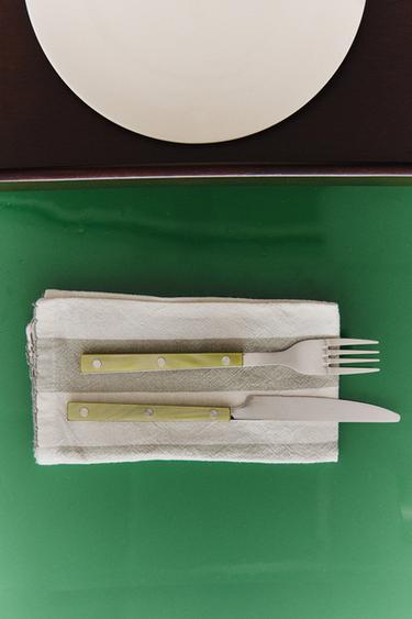 4-PIECE CUTLERY SET WITH ACRYLIC HANDLE - GREEN by Zara