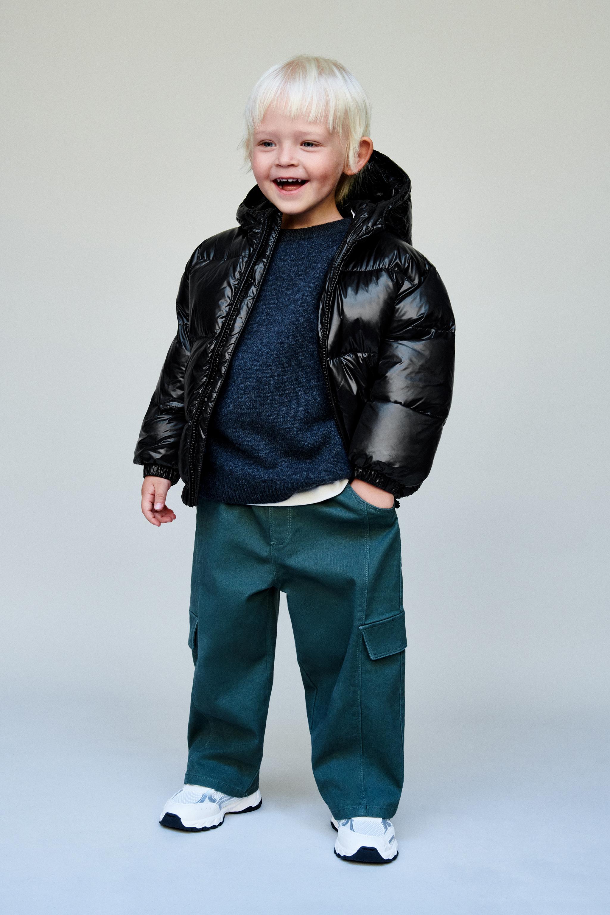 连帽羽绒外套- 黑色| ZARA