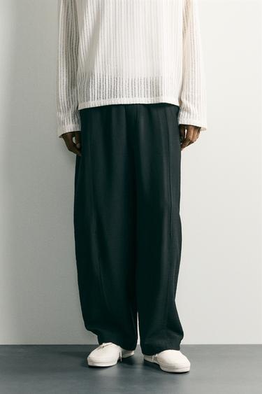 FLOWING BALLOON-FIT TROUSERS - Black by Zara