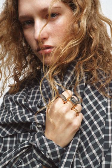 Zara {名称} - {颜色} - 0 图片