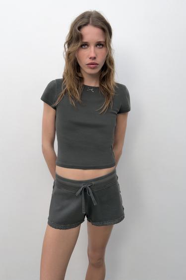 Zara {名称} - {颜色} - 0 图片