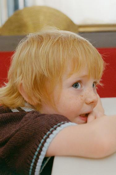 Zara {名称} - {颜色}