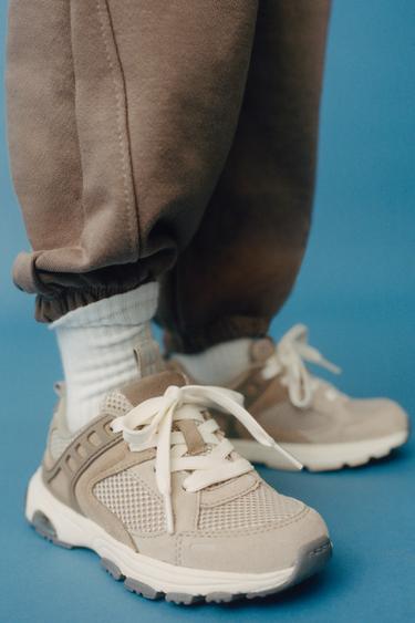 Zara {名称} - {颜色}