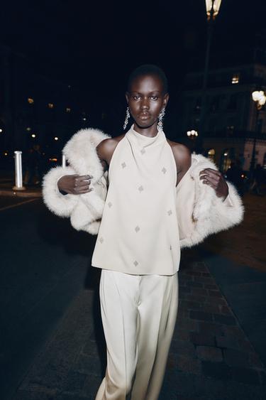 Zara {名称} - {颜色}