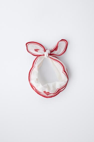EMBROIDERED WAVES AND HEARTS BANDANA - Red by Zara
