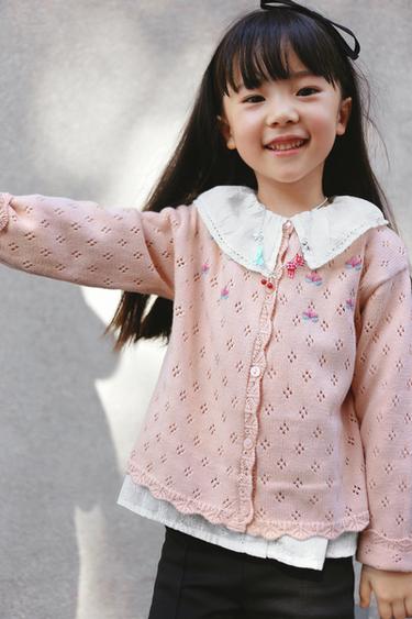EMBROIDERED BLOUSE - Ecru by Zara