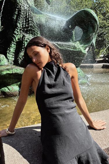 HALTER ASYMMETRIC SHORT DRESS - Black by Zara