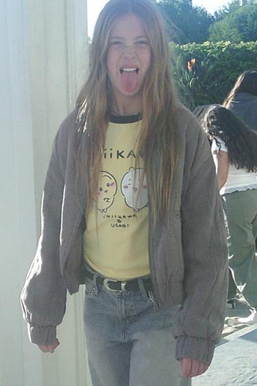 Zara {名称} - {颜色}