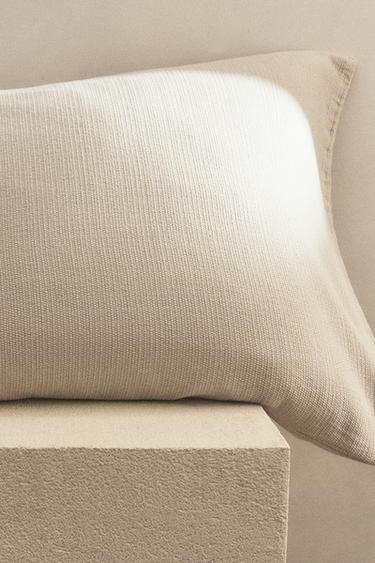 TEXTURED COTTON CUSHION COVER - Brown / Taupe by Zara