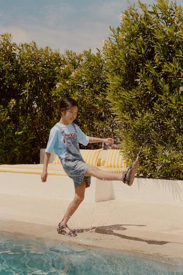 Zara {名称} - {颜色}