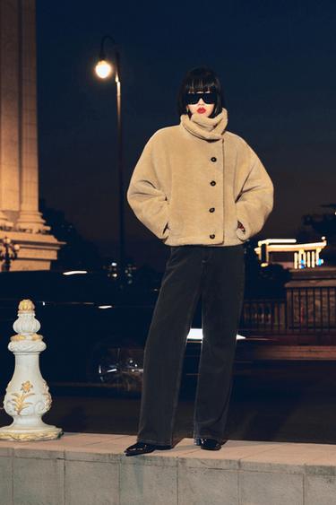 Zara {名称} - {颜色}