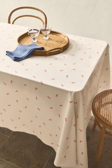 RESIN-COATED LOBSTER COTTON TABLECLOTH - Blue by Zara
