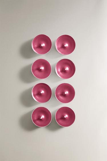 SET OF GINGERBREAD SCENTED TEALIGHTS (SET OF 8) - Red by Zara