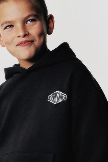 HOODIE AND JOGGER TROUSERS SET WITH PATCH - Anthracite grey by Zara