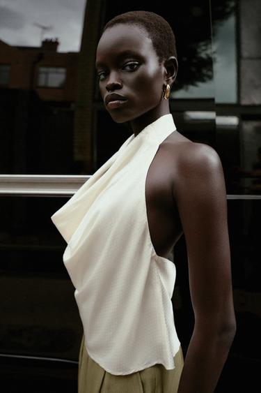 Zara {名称} - {颜色}