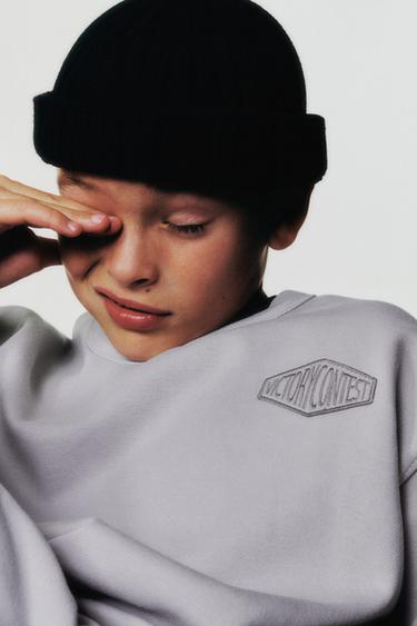 Zara {名称} - {颜色}