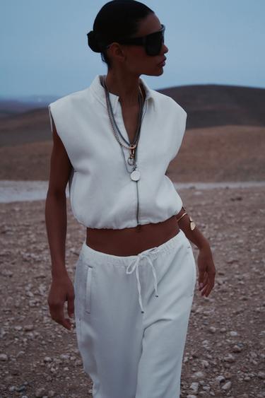 TOPSTITCHED WAISTCOAT WITH ELASTICATED HEM - Ecru by Zara - Image 0
