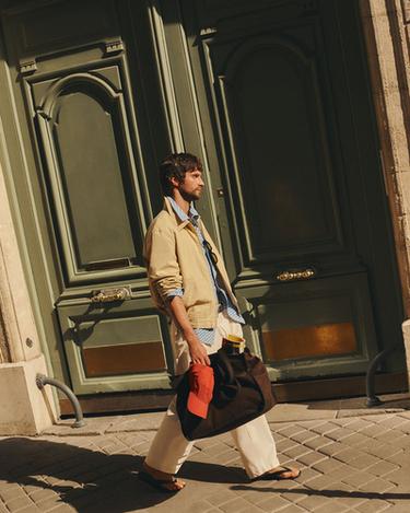 Zara {名称} - {颜色}