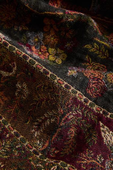 Zara {名称} - {颜色}