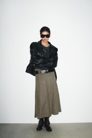 Zara {名称} - {颜色}