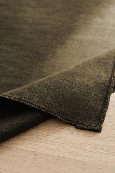 Zara {名称} - {颜色}