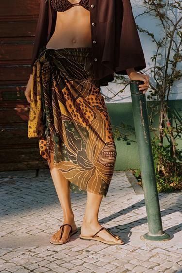 Zara {名称} - {颜色}