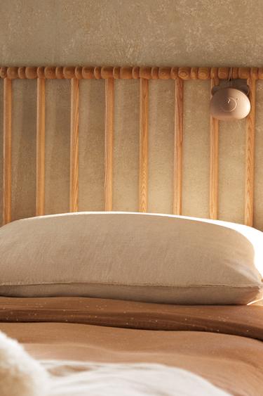 WOODEN HEADBOARD - Light beige by Zara