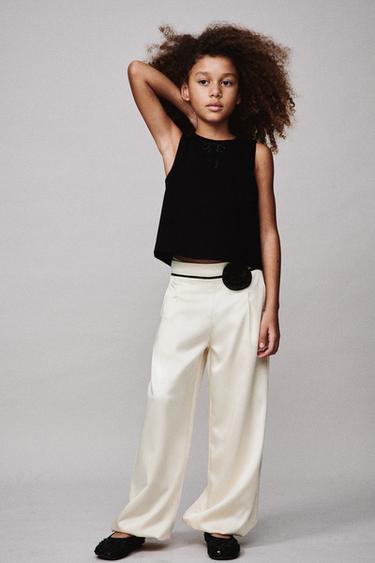 Zara {名称} - {颜色}