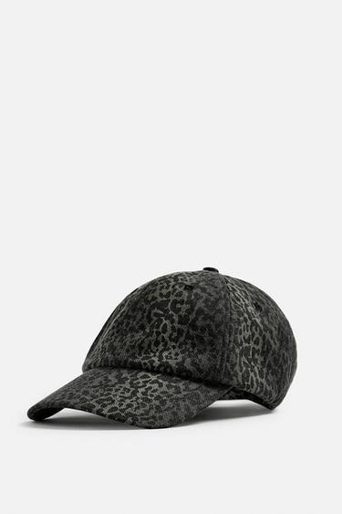 ANIMAL PRINT CAP - Dark khaki by Zara