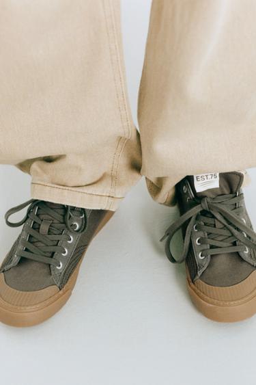 CONTRAST SNEAKERS - Green by Zara