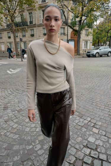 Zara {名称} - {颜色}