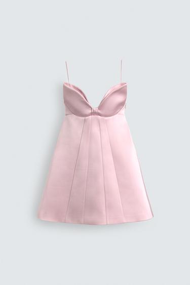 Zara {名称} - {颜色}