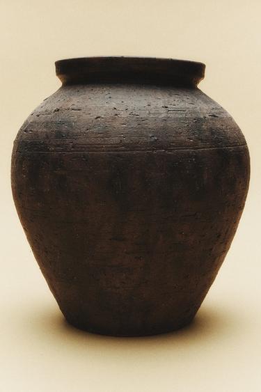 TEXTURED CERAMIC VASE - Dark brown by Zara