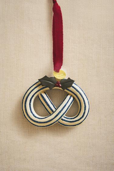 GLITTERY PRETZEL CHRISTMAS TREE DECORATION - Blue by Zara