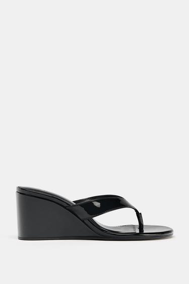 PATENT-EFFECT WEDGE SANDALS - Black by Zara