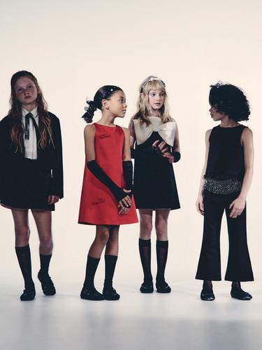 Zara {名称} - {颜色}